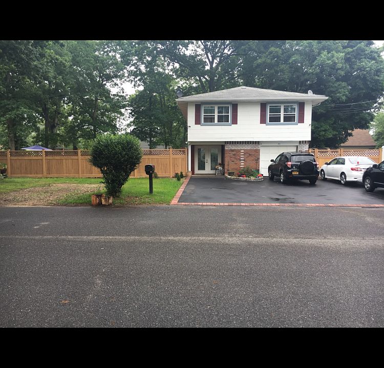1st image of 81 N 15th St