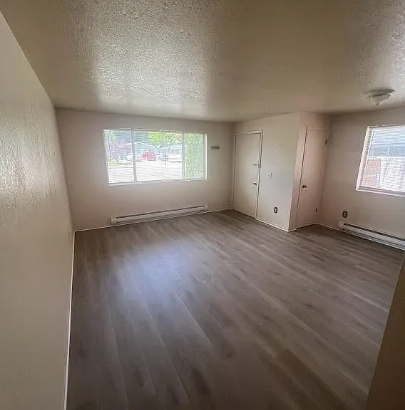 1220 Holly St — Photo 5