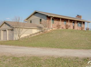 588 E 1700th Rd, Baldwin City, KS 66006