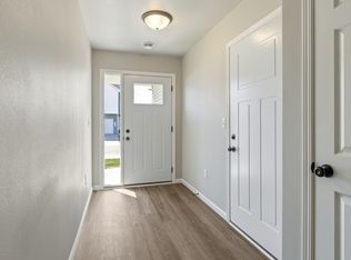 806 United Dr #1, Horace, ND 58047