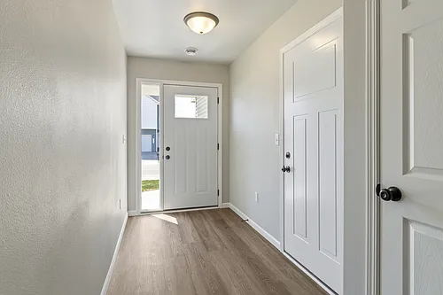 806 United Dr #1 Photo 1