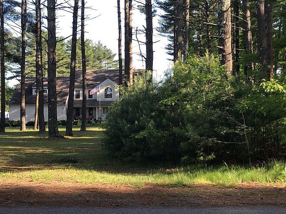 2nd image of 152 Fearing Hill Rd