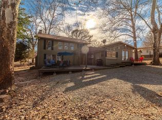 2 Parker Dr, Eufaula, OK 74432