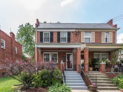1017 Crittenden St NE, Washington, DC, 20017