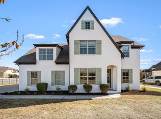 2826 Craythorne Dr, Murfreesboro, TN 37129