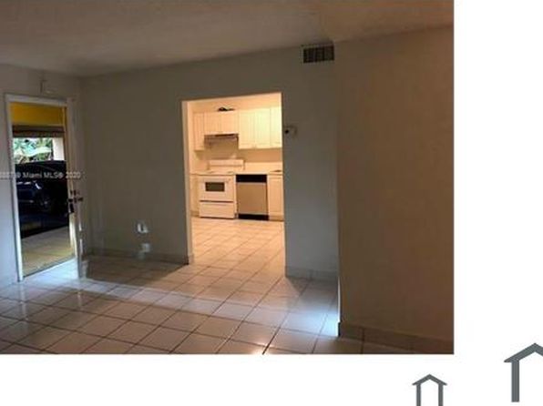 5100 SW 41st St APT 106