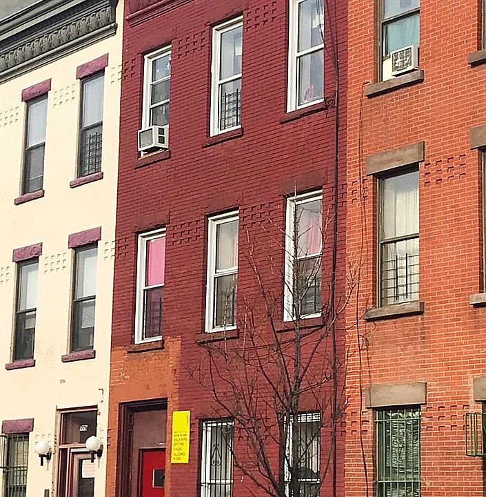 1st image of 781 Mac Donough St