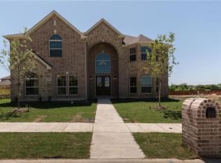 8213 Fall Brook Dr, Sachse, TX 75048