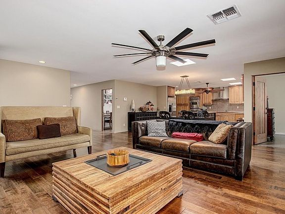 Great Room View to Kitchen