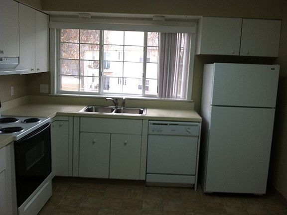 3rd image of 1407 Marbee Dr APT 5