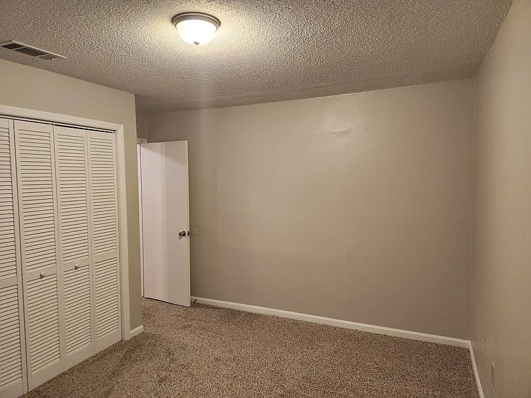 140 Windmill Ln — Photo 21
