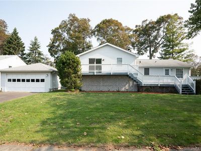 121 Beachland Ave, Milford, CT, 06460