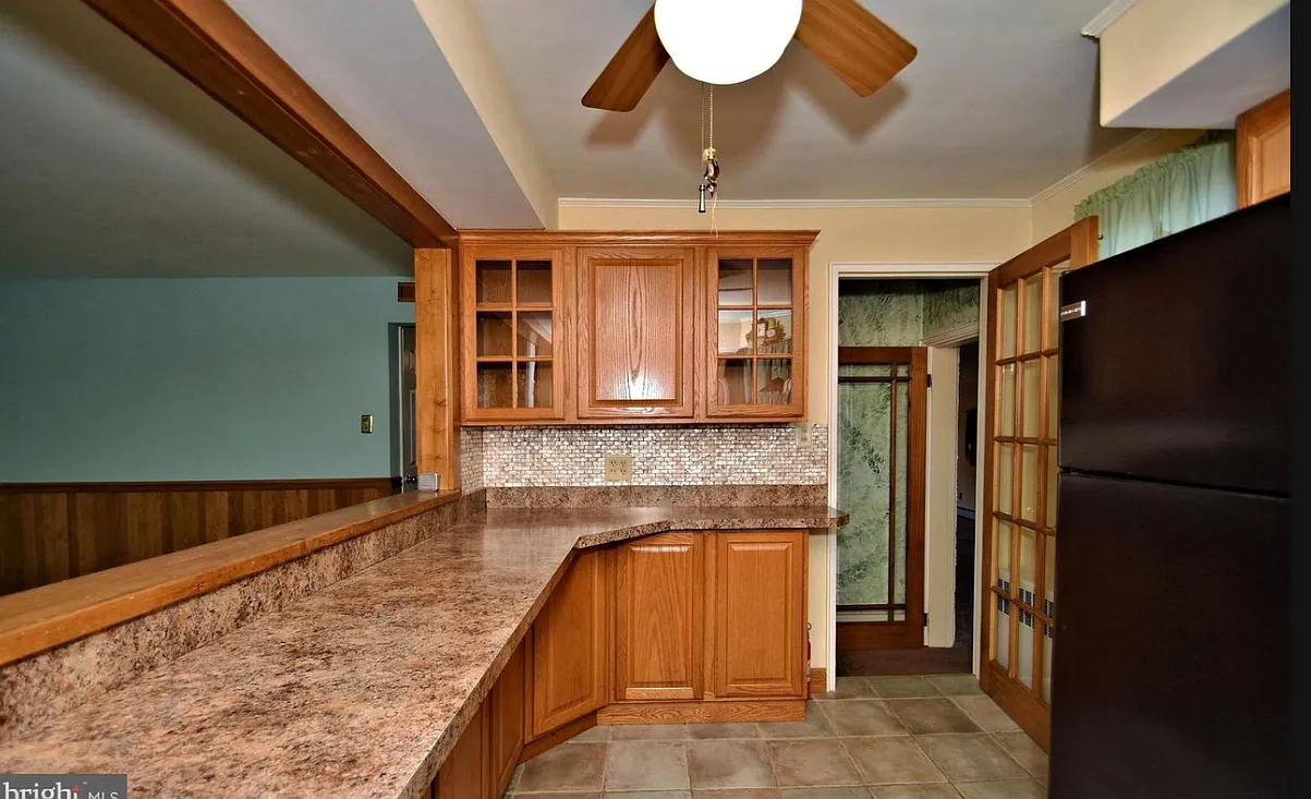 511 Overhill Road - 1 — Photo 4