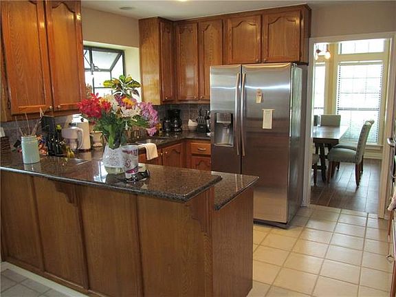 5th image of 1907 Wimbledon Dr