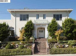 832 Paramount Rd, Oakland, CA 94610