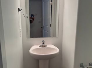 511 N Helmsman Ln, Saratoga Springs, UT 84045