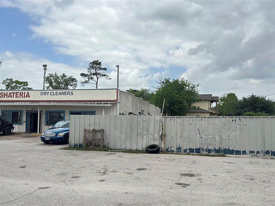 1st image of 6513 Laura Koppe Rd