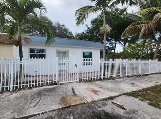 3908 NW 207th St, Miami Gardens, FL 33055