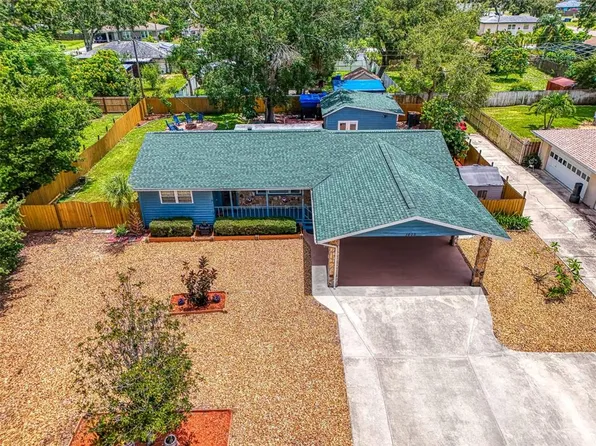 1805 28th St W, Bradenton, FL 34205