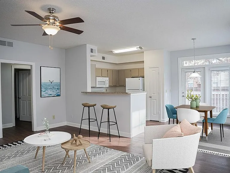 South Bluffs Apartments — Photo 50