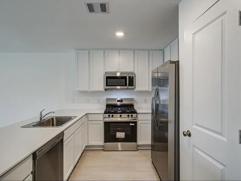31430 Casacalenda Ln — Photo 10