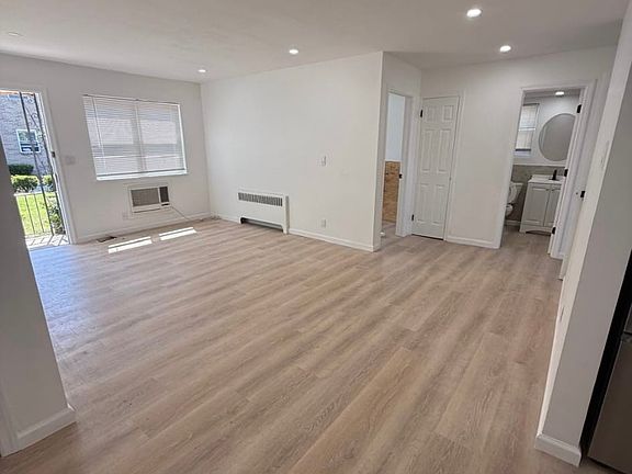 3rd image of 1120 50th St