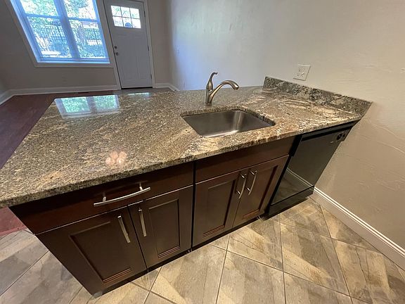 5th image of 5515 Baum Blvd #4