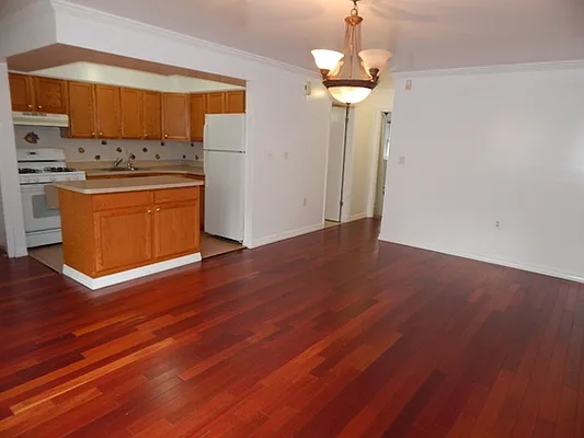 Rented by Capri Jet Realty Corp | media 60