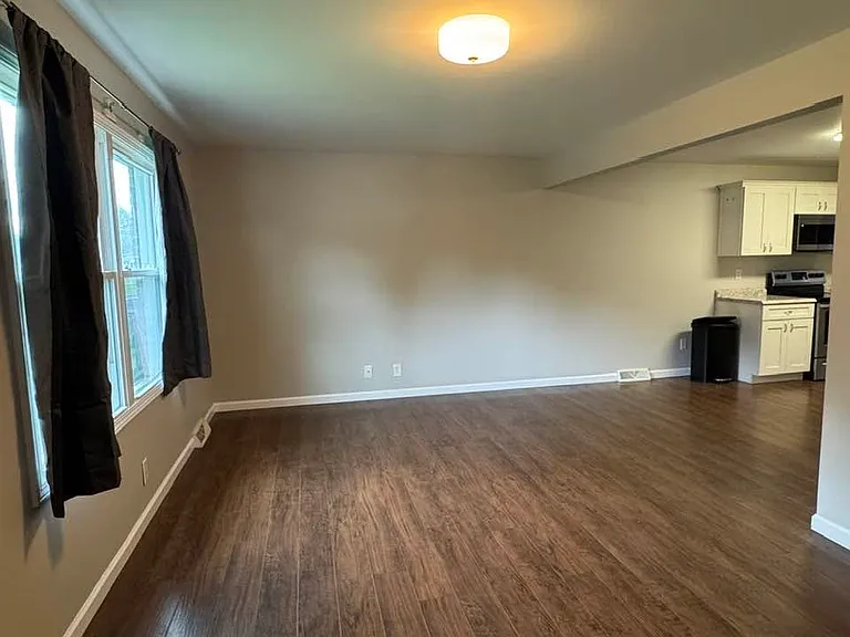 1095 Sunset Rd — Photo 10