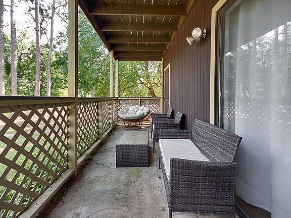 4th image of 4953 Pine St NW #1