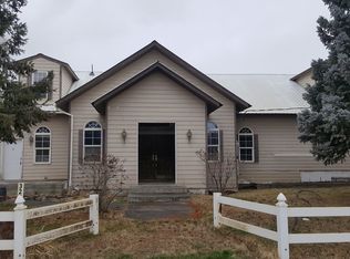 32797 W Columbia Ln, Hermiston, OR 97838