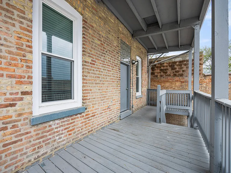 2228 S Wood St #2 — Photo 12