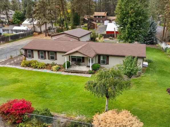 8827 N Seven Mile Rd, Nine Mile Falls, WA 99026