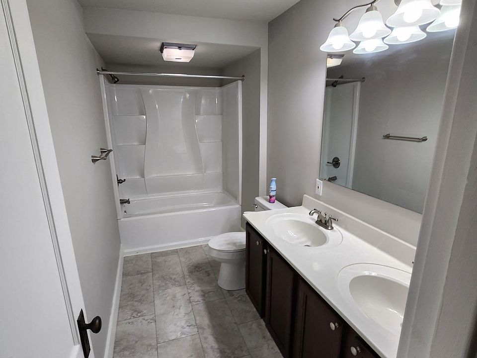 bathroom double bowl sink