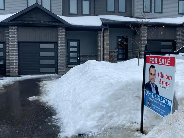 98 Morgan Clouthier Way N, Arnprior, ON K7S 0H9