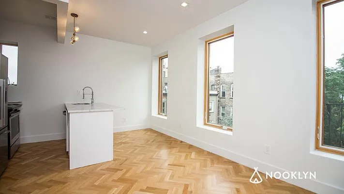 Rented by Nooklyn NYC LLC | media 19