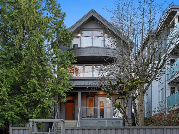 2142 W 1st Ave, Vancouver, BC V6K 1E8
