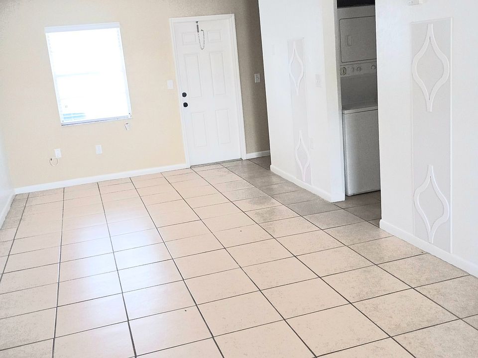 1st image of 325 Bridgers Ave #B