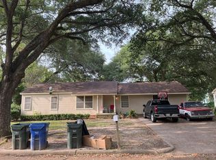 2806 Marquette Ave, Natchez, MS 39120