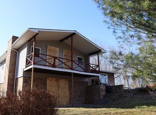 206 Woodlawn Dr, Jonesville, VA 24263