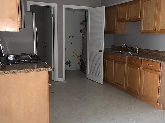 4th image of 17 G Wildwood Ln