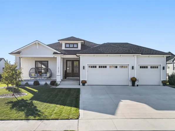 2934 NE Brentwood Cir, Grimes, IA 50111