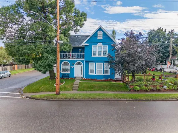 606 N Main St, Pincher Creek, AB T0K 1W0