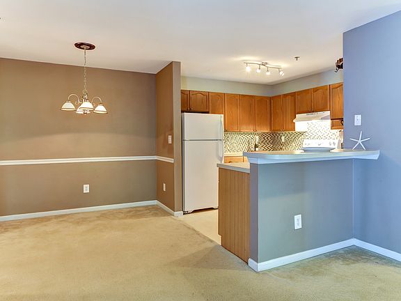 5th image of 31255 Paradise Cmns APT 918