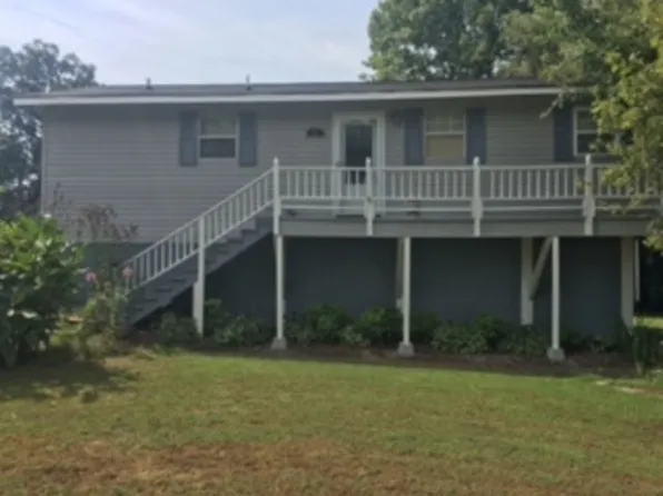 52 Sampson Ln, Tunnel Hill, GA 30755