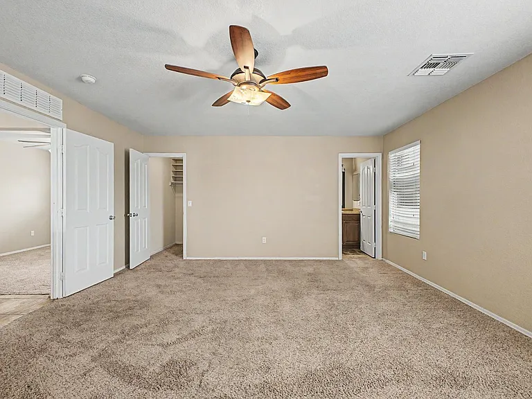 33856 N Cherry Creek Rd — Photo 14