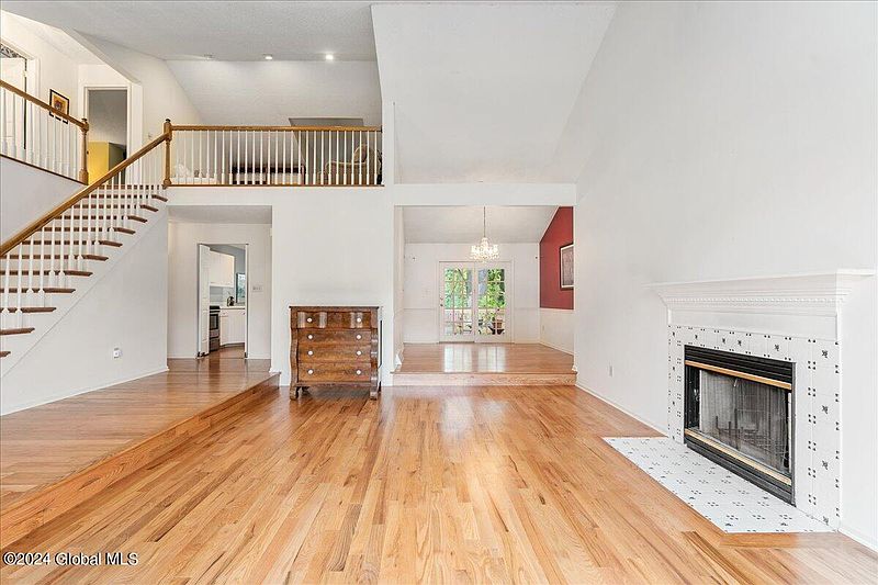 2nd image of 15 Fairfield Drive