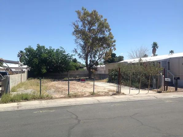 3464 Death Valley Dr, Las Vegas, NV 89122