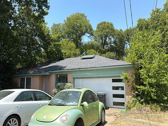 5th image of 2453 Telegraph Ave