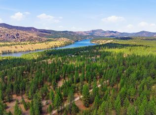 21517 W South Bank Rd, Nine Mile Falls, WA 99026